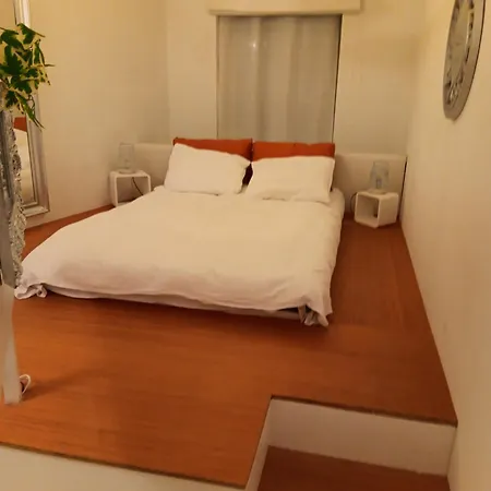 The Luxury White Daire Charleroi