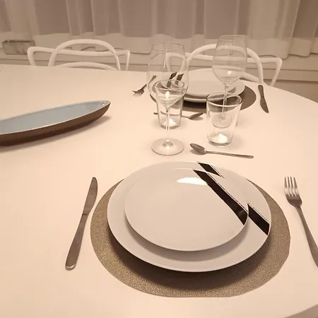 Apartament The Luxury White *