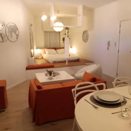 The Luxury White Appartamento Charleroi
